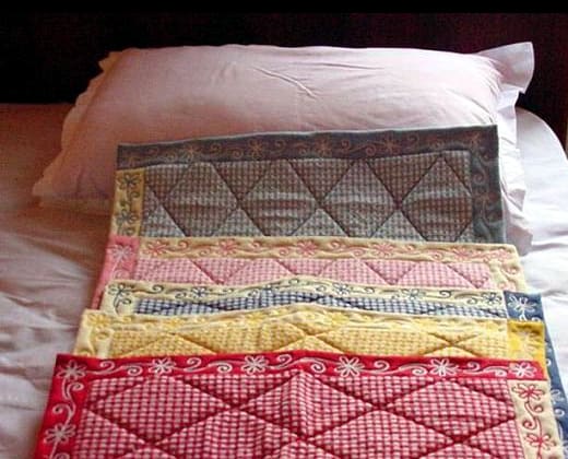 Living Linen: Quilts manufacturer product photo 4