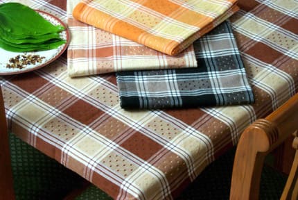 Table Linen: Table Cloths & Covers