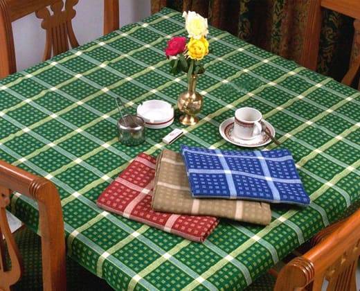 Table Linen: Table Cloths & Covers