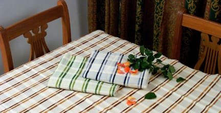 Table Linen: Table Cloths & Covers
