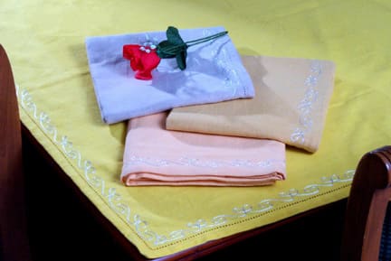 Table Linen: Table Cloths & Covers