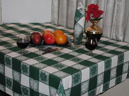 Table Linen: Table Cloths & Covers