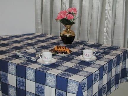 Table Linen: Table Cloths & Covers