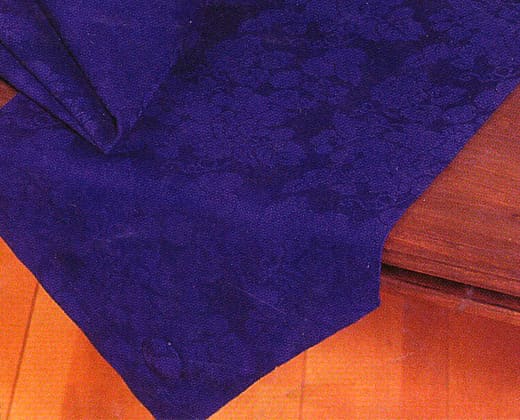 Table Linen: Table Runners